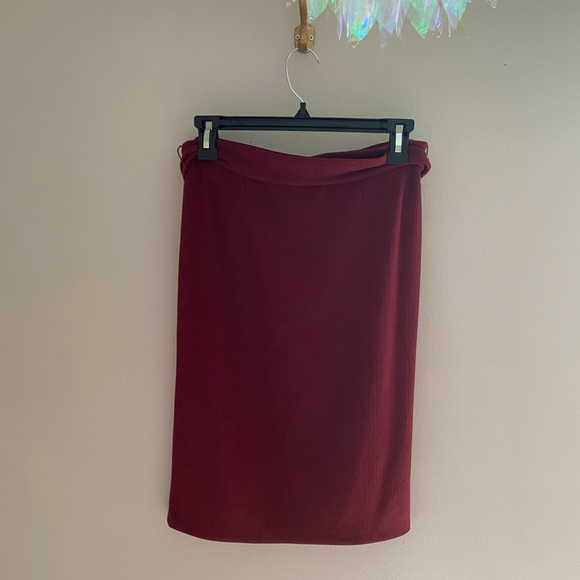 Loft Outlet skirt burgundy wine knit pencil skirt with tie size small - Picture 3 of 3